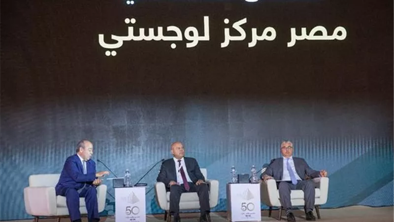 وليد جمال الدين:إنشاء منطقة لوجيستية مع موانئ دبي العالمية في السخنة