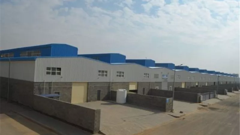 وزير الإسكان: تخصيص وحدات صناعية بأنشطة متنوعة بالمجمعات الصناعية ب