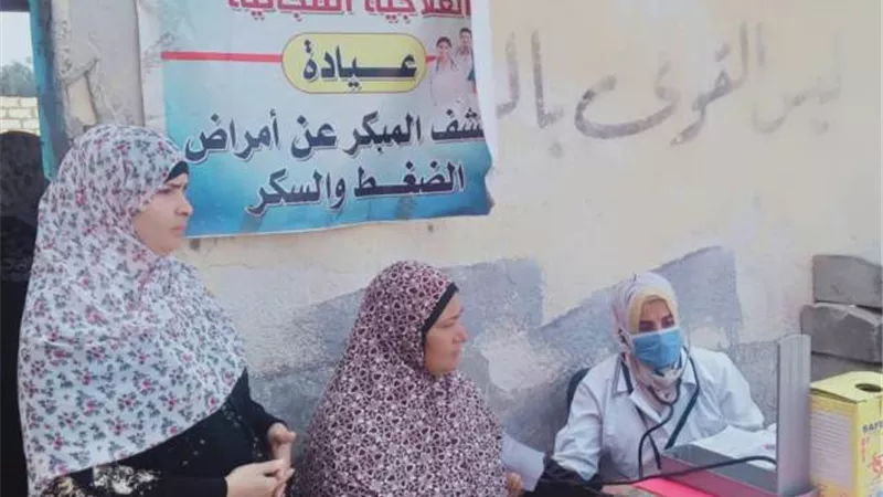 صحة الإسماعيلية تعالج 1100 حالة بالمجان في قافلة طبية بالمحسمة