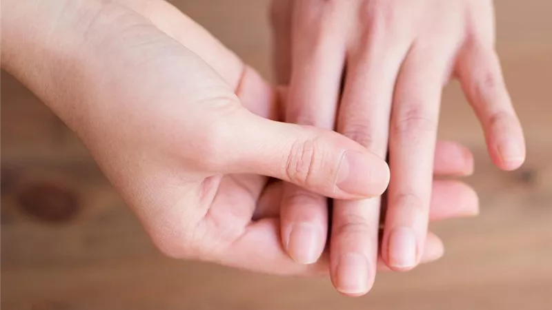 لا تتجاهلها .. احذر هذه العلامات تشير إلى مشاكل صحية خطيرة