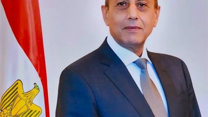 وزير الطيران : المراقبة الجوية هي العنصر الحاكم في الحركة الجوية