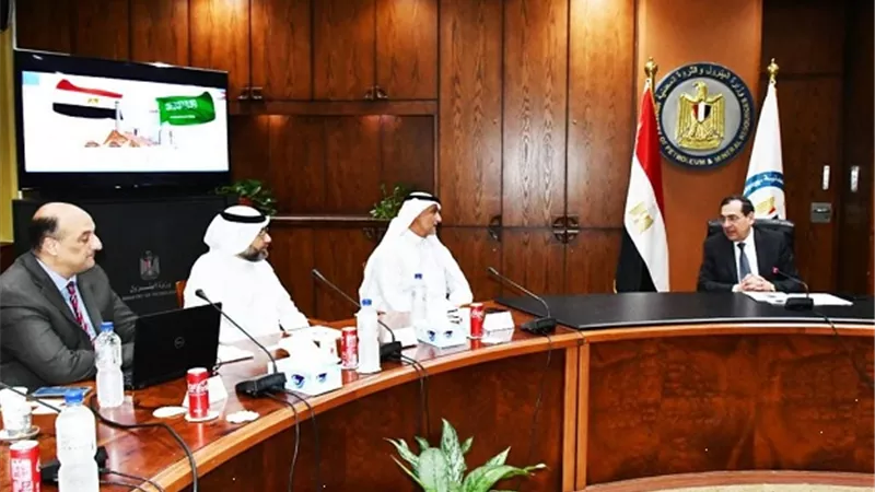 وزير البترول يبحث مع شركة أبسكو السعودية خططها داخل مصر