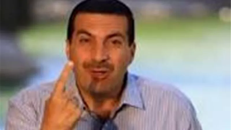 عمرو خالد يجيب: لماذا هناك إله واحد ولا توجد آلهة متعددة؟