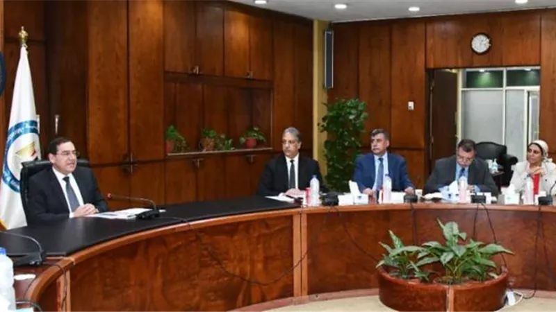 الملا: مصر لديها فرص متميزة للتوسع فى مجال تموين الطائرات