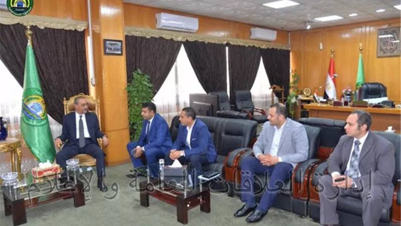 محافظ الإسماعيلية يستقبل وفدً المجلس القومي لحقوق الإنسان