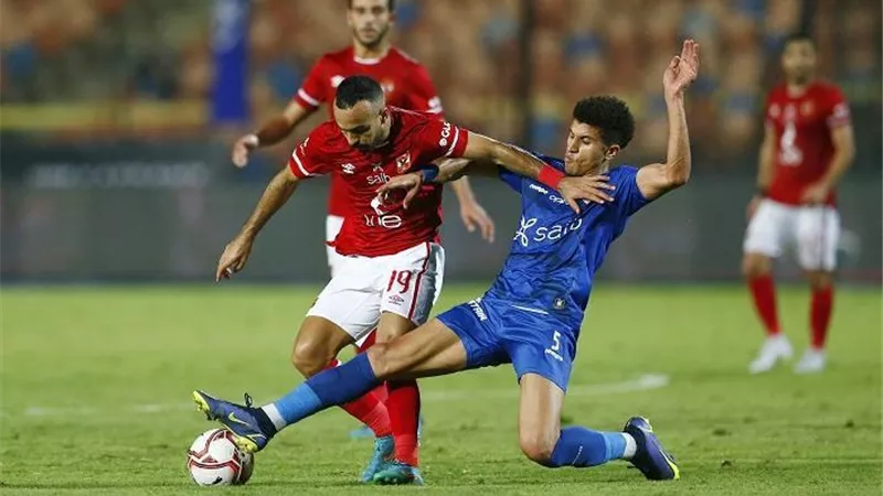 الاهلى ينهى الشوط الاول بالتقدم بهدف لسافيو فى السوبر المصرى