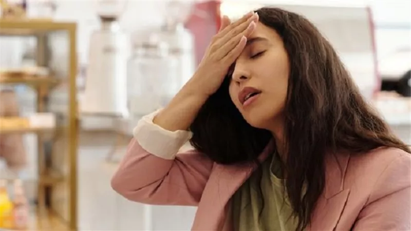 الهبات الساخنة علامة على الإصابة بأمراض القلب