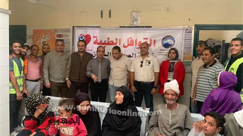 الكشف على ٤٢٥ حالة في قافلة مستقبل وطن الطبية بمركز أبو قرقاص