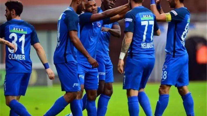 قونيا سبور يلتقى قاسم باشا.. مواعيد مباريات الدورى التركى اليوم