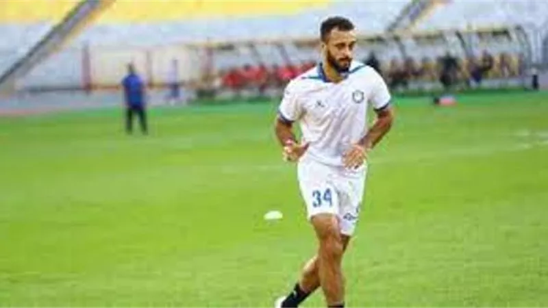 مروان حمدى يقود هجوم المصرى فى مواجهة إنبى