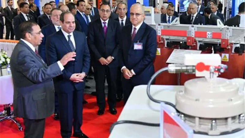 المتحدث الرئاسي ينشر صور حضور الرئيس السيسي إطلاق وتفقد الملتقى والمعرض الدولي الأول للصناعة