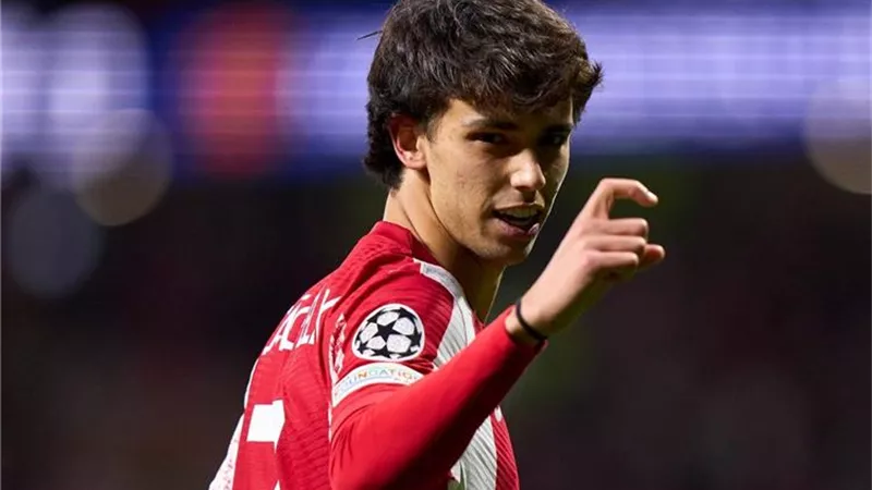 أتلتيكو مدريد يخسر أمام قادش 3-2 في الدوري الإسباني