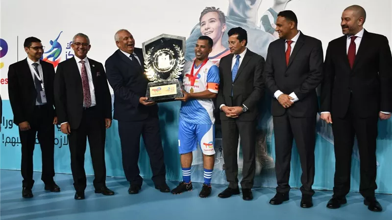 الخارجة بطلًا لدوري مراكز الشباب النسخة التاسعة