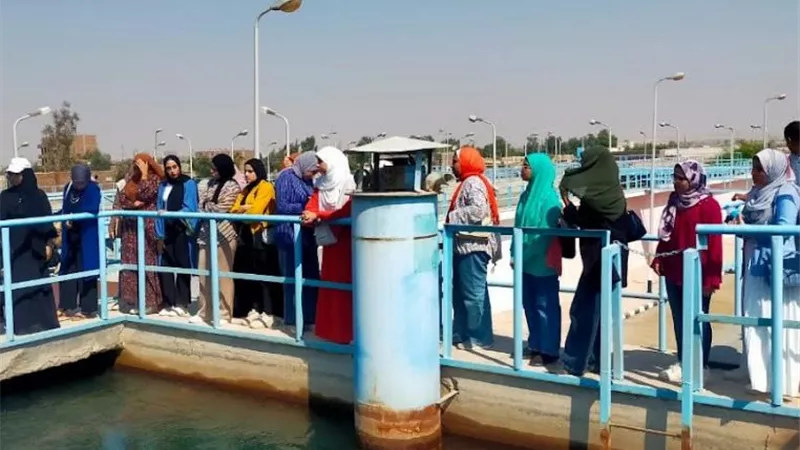 شركة مياه قنا تنظم زياره ميدانيه لمكلفى الخدمه العامه بالشركه
