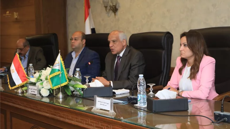 محافظ الجيزة: تكثيف الحملات علي الأسواق لمراقبة الاسعار