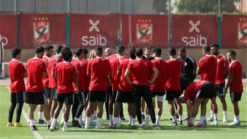 استعدادا للداخلية..تدريبات بدنية وجيم ومران قوي لحراس الاهلى