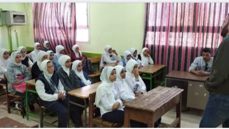 ندوه عن دور القوات المسلحة و الشرطه في الحفاظ علي الامن القومي