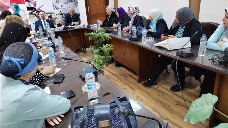 اتحاد العمال يرفض الدعاوي المشبوهة ويرحب بصرف العلاوة الاستثنائية