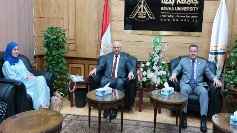 رئيس جامعة بنها يستقبل لجنة مكافحة العدوى بالمجلس الأعلى للجامعات