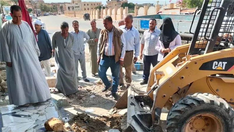 استكمال أعمال رصف الطريق السياحي شكشوك - القاهرة