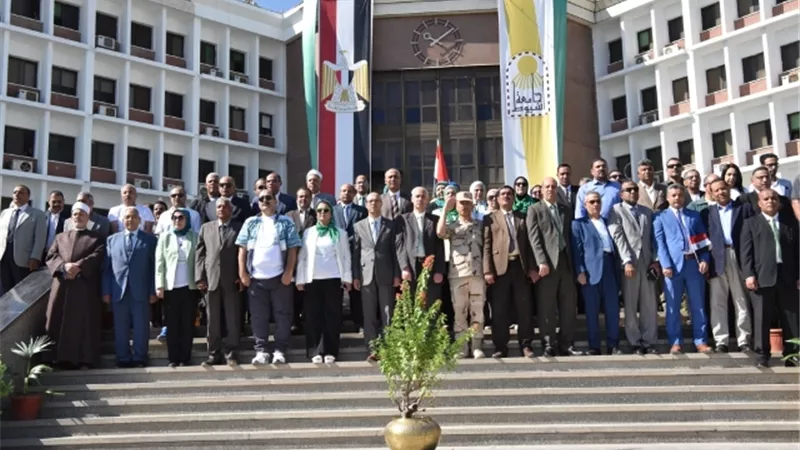 رئيس جامعة اسيوط يعلن ميثاق 