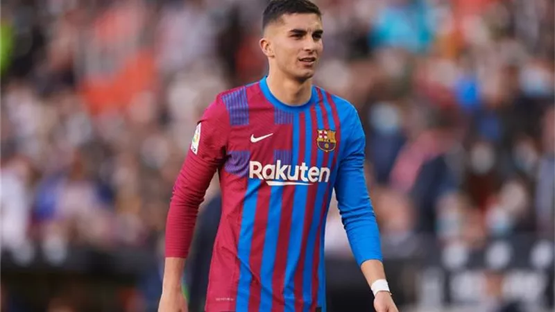 دوري الأبطال.. فيران توريس يسجل الهدف الثالث لبرشلونة أمام فيكتوريا بلزن