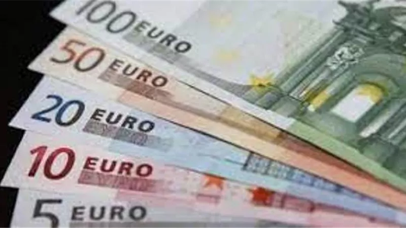 سعر اليورو اليوم الاربعاء 2-11-2022
