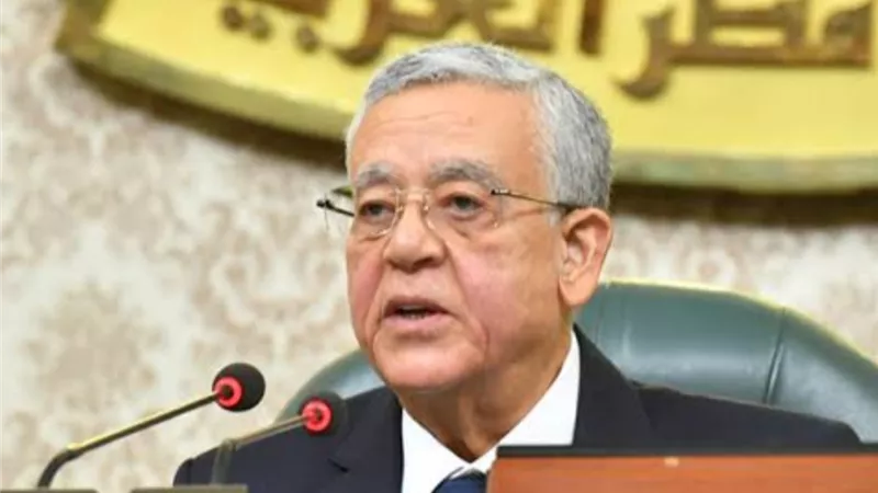 رئيس النواب يفتتح الجلسة العامة للمجلس