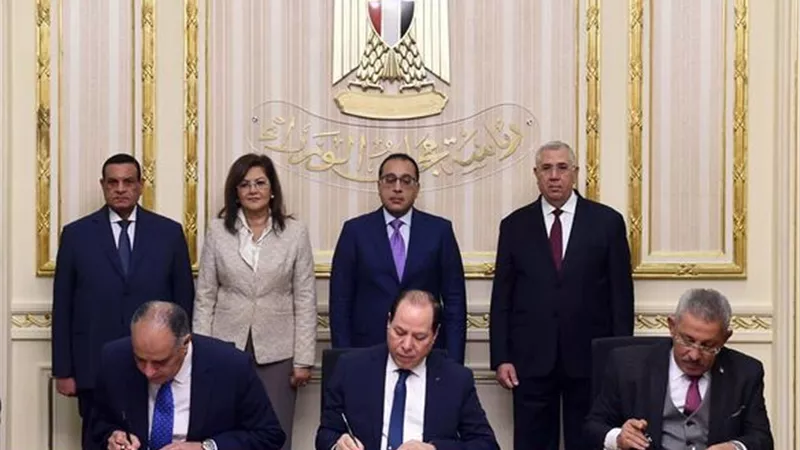 مدبولي يشهد توقيع اتفاقين لتوريد 5 ملايين شجرة