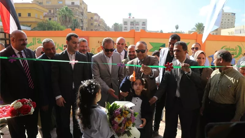 لليوم الثاني على التوالي محافظ كفر الشيخ يفتتح مدرستين
