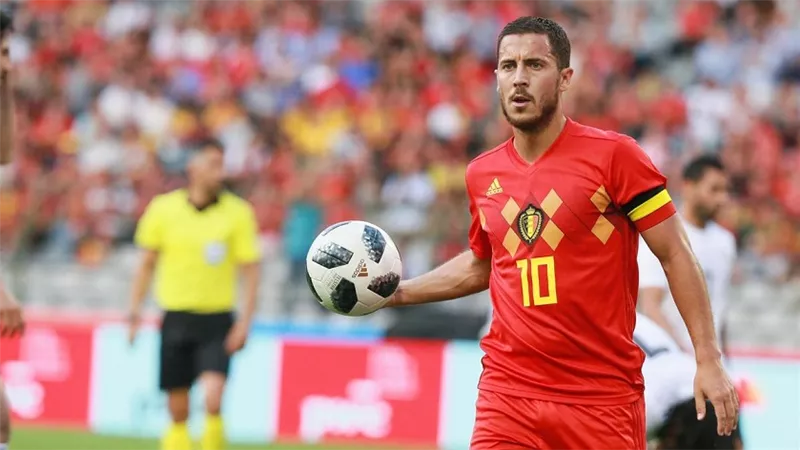 مدرب بلحيكا يطالب بحماية هازارد قبل كأس العالم 2022