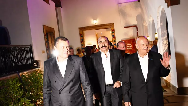 في أجواء ساحرة وزير السياحة والأثار ومحافظ أسوان يفتتحا فندق سياحى