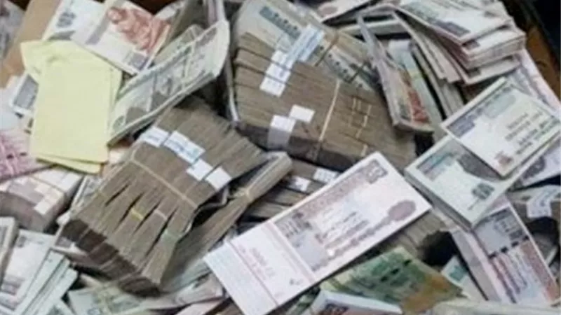 ضبط شخصين وسيدة لقيامهم بغسـل 36 مليون جنيه