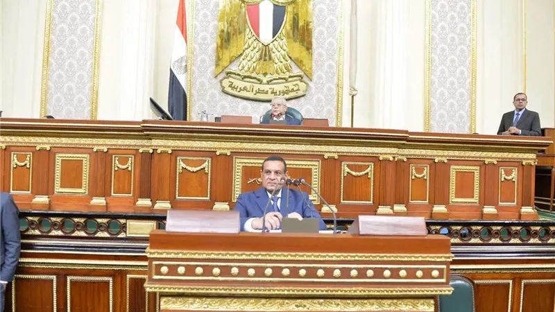 وزير التنمية المحلية يكشف تعديلات الاشتراطات البنائية الجديدة