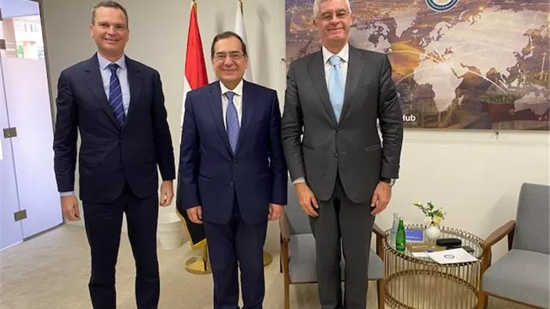 الملا يبحث مع رئيس 