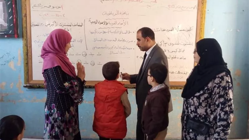 مدير تعليم الخانكة يطالب بتشكيل غرف عمليات