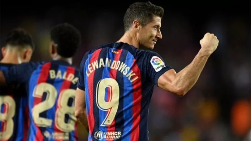 برشلونة يكشف عن أولى تدعيمات الفريق في الانتقالات الشتوية المقبلة