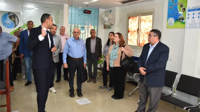 وفد الوكالة الامريكية للتنمية الدولية يتفقد مشروعات المياه والصرف