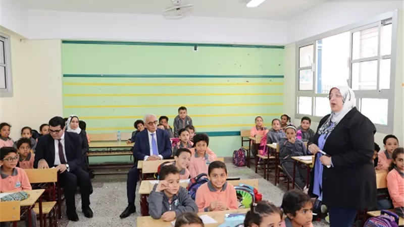 رضا حجازى: الارتقاء بالمعلم وتطوير التعليم أهم اولويات الوزارة