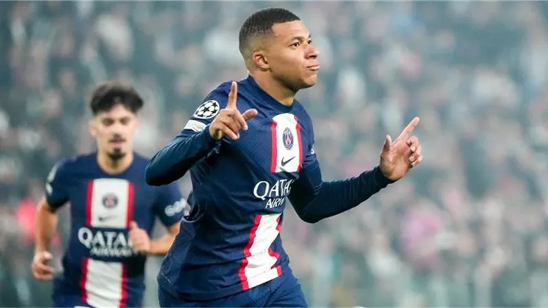 مبابي يقود التشكيل المثالي فى الجولة السادسة من دوري أبطال أوروبا