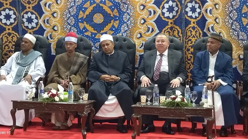 في مؤتمر حاشد بالأقصر : نقيب الأشراف .. نقف صفًا واحدًا خلف الرئيس