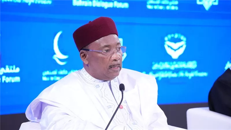 الرئيس السابق للنيجر: ملتقى البحرين حلقة للتعاون بين أتباع الأديان