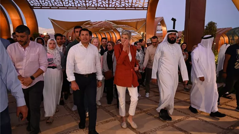وزير الشباب يتفقد منطقة المعارض والترفيه والمنطقة الخضراء