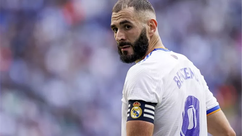 لأول مرة.. ينزيما يتغيب عن التهديف فى دور المجموعات بابطال اوروبا