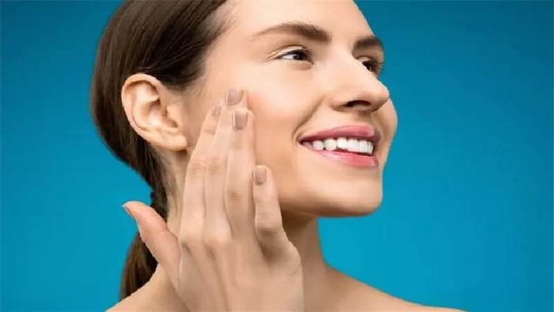 3 مقشرات طبيعية للحصول على بشرة نضرة