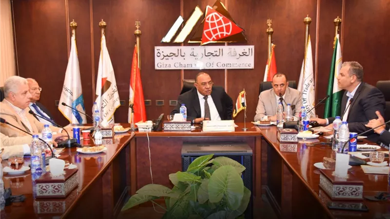 تجارية الجيزة تجتمع بمربي ومنتجي الدواجن والبيض لتثبيت الأسعار
