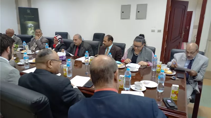 اَثار عين شمس تستضيف الاجتماع التاسع للجنة الآثار بالأعلى للجامعات