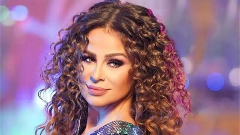 كارول سماحة تعود إلي الرومانسية