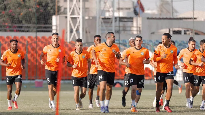 البنك الاهلى يستأنف تدريباته استعدادا لعودة الدورى