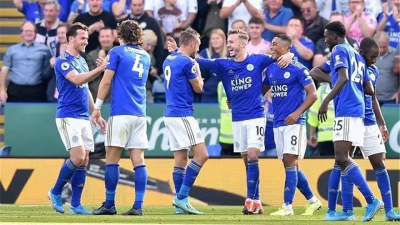 ليستر سيتي يتخطى إيفرتون بثنائية نظيفة فى الدوري الانجليزي